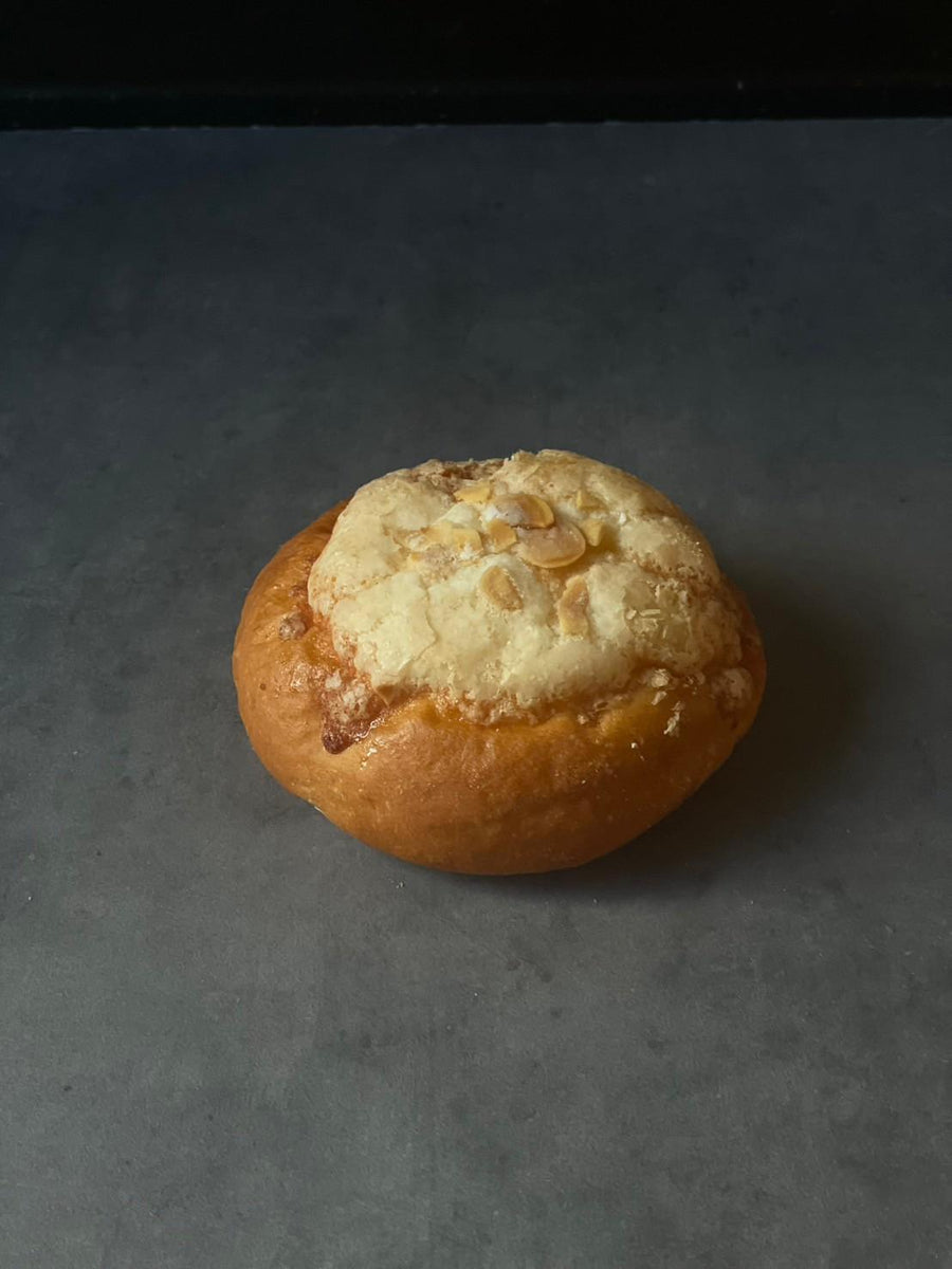 chou à la crème roll / シュークリームパン – kaoris & Toast