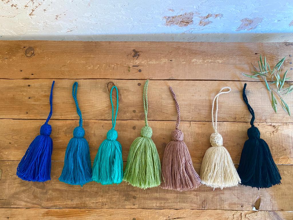 knit tassel / ニットタッセル – kaoris & Toast neighborhood bakery